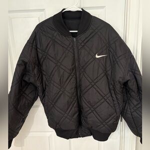 Men’s 90s Vintage Nike Black Reversible Bomber Jacket